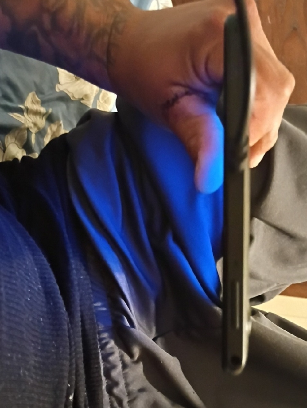 Black Tablet with Front Camera - Unbranded - Picture 2 of 7